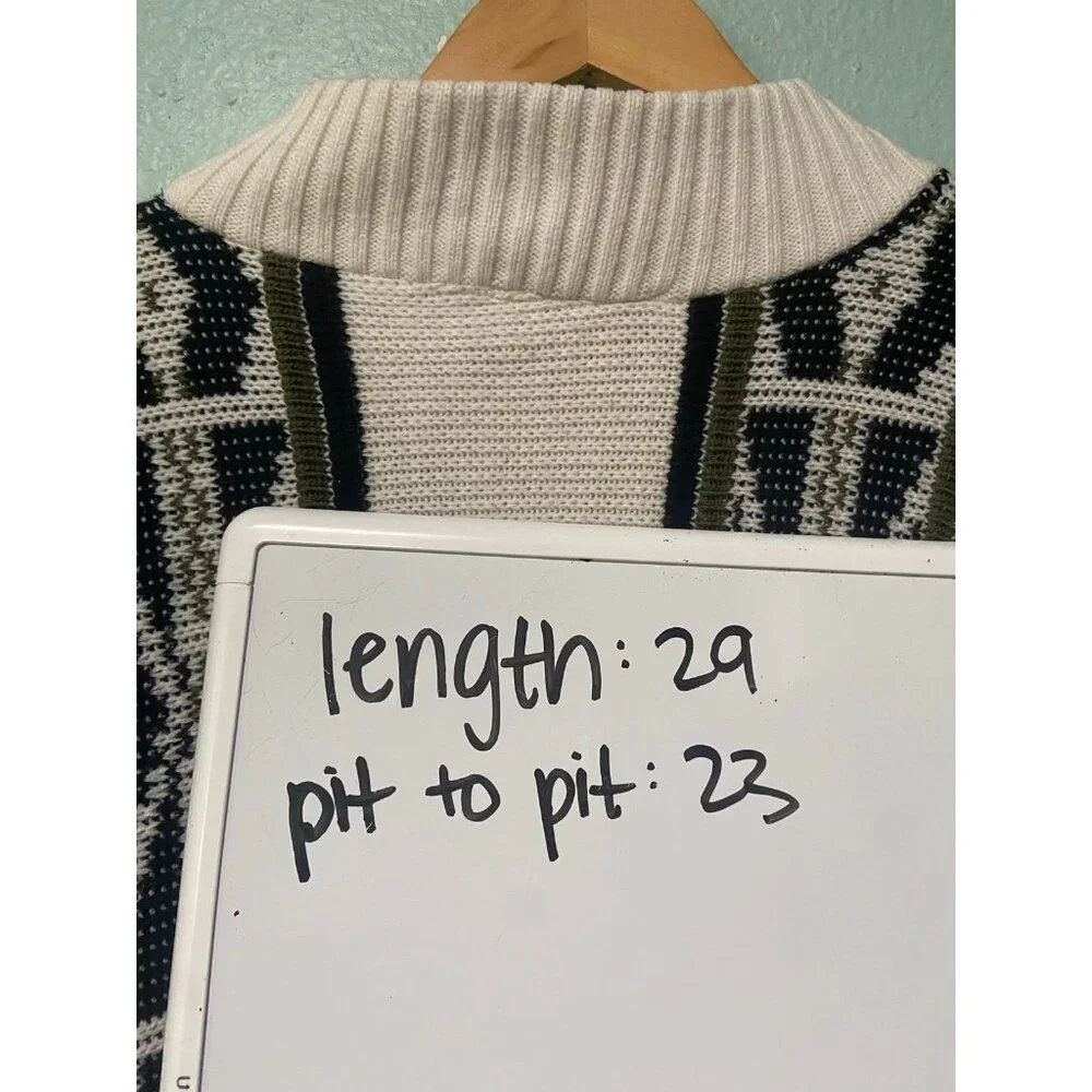 Vintage Clifton Place Unisex Cream and Black‎ Patterned Sweater